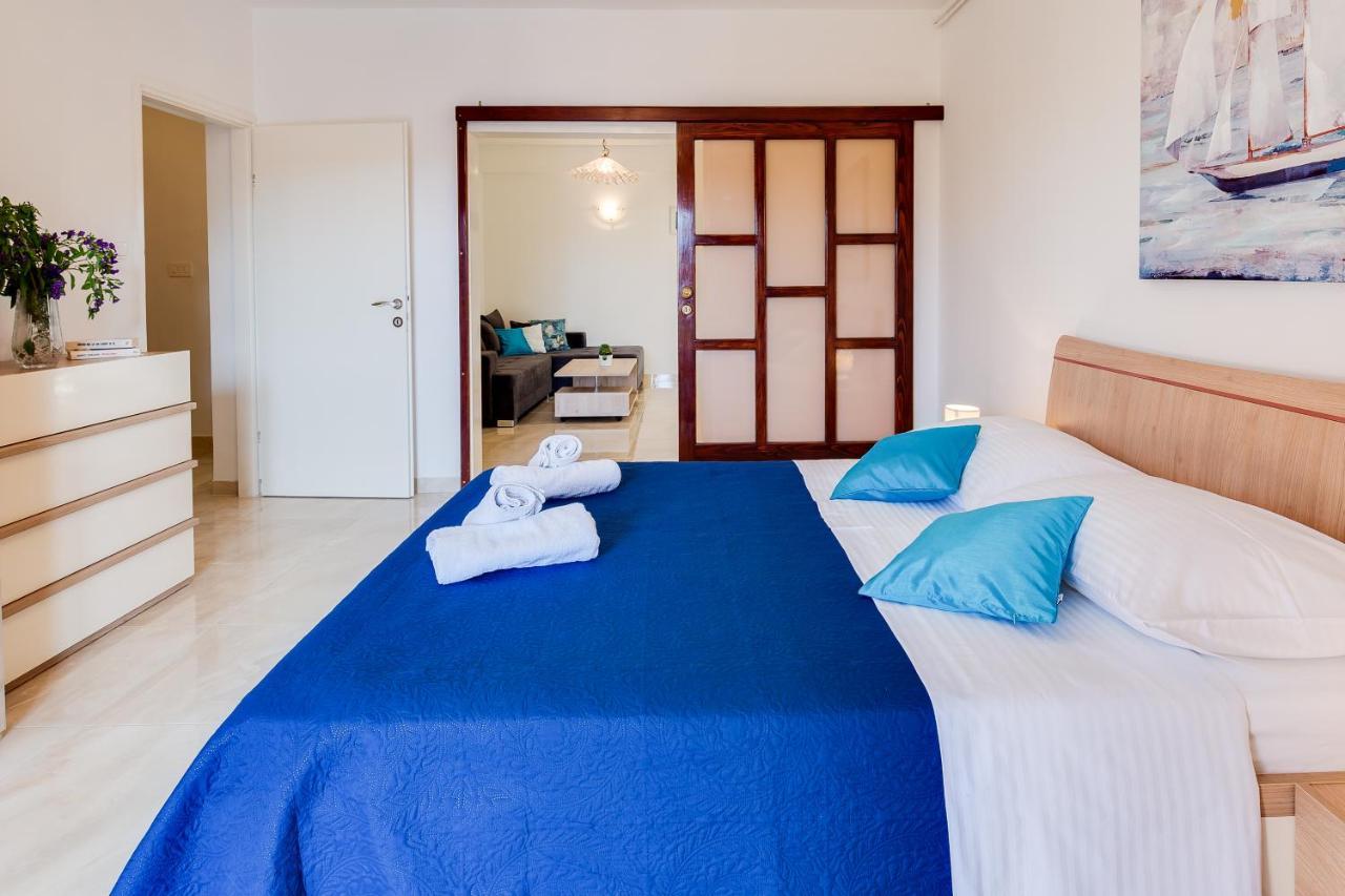 Juric Apartments-Rab Palit Luaran gambar